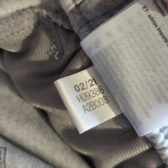 Adidas Men's Gray Track Pants with Red White & Blue Side Stripes Size 2XL - Picture 9 of 10